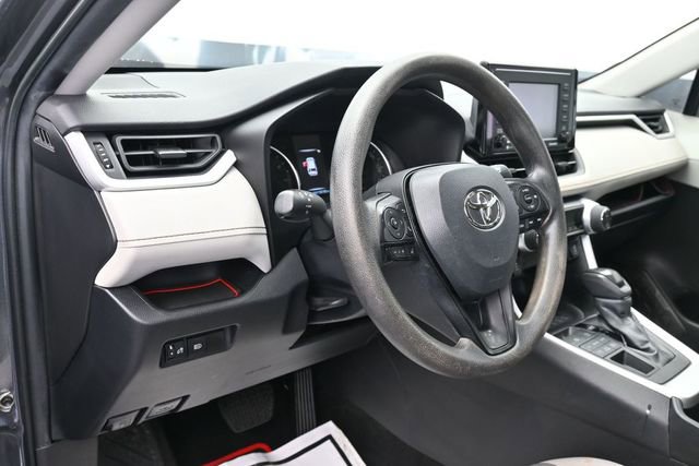 Used 2022 Toyota RAV4 XLE AWD/4WD image 26