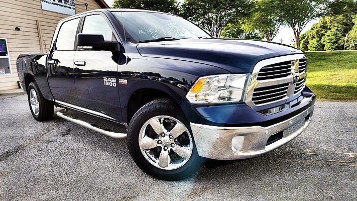 Used 2017 RAM 1500 Big Horn AWD/4WD image 2