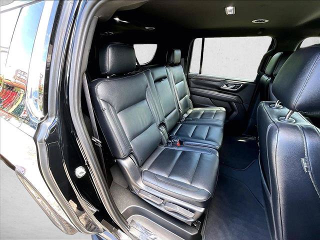 Used 2023 Chevrolet Suburban LS RWD image 27