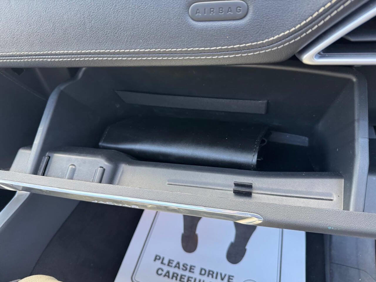 Used 2017 Jaguar F-PACE R-Sport image 44