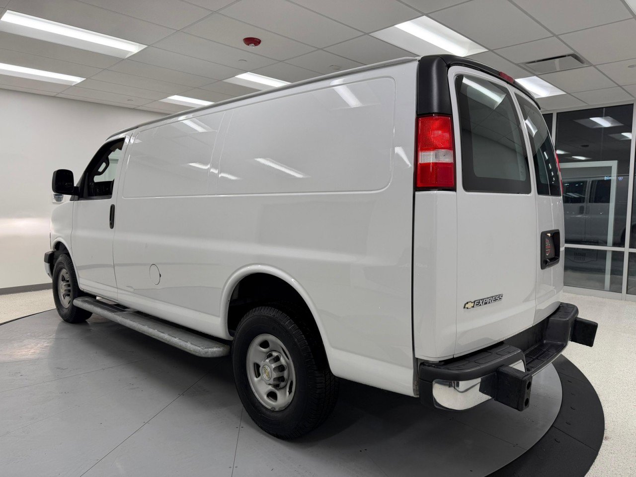 Used 2023 Chevrolet Express 2500 w/ Driver Convenience Package image 39