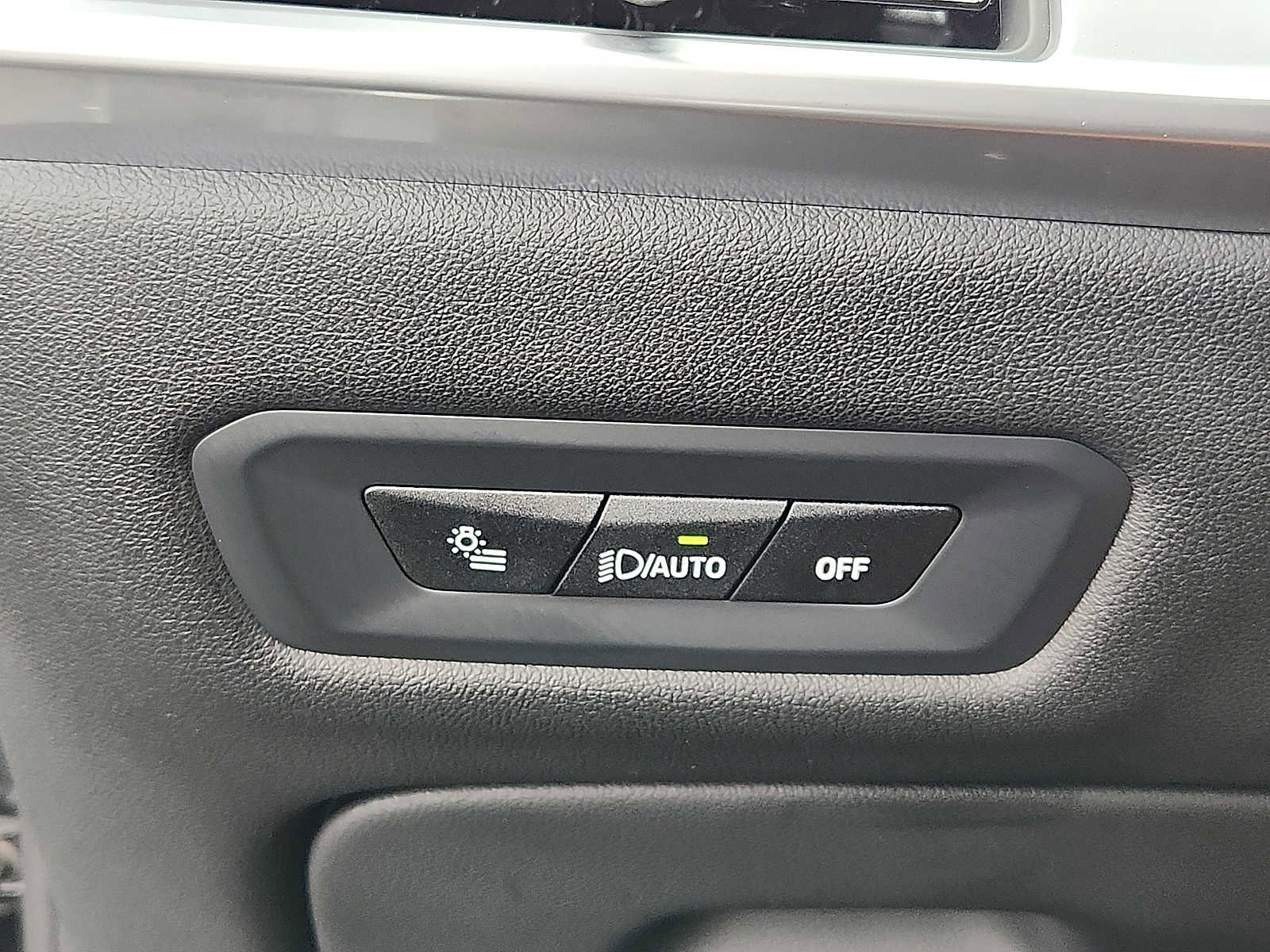 Used 2026 BMW X5 xDrive40i image 22