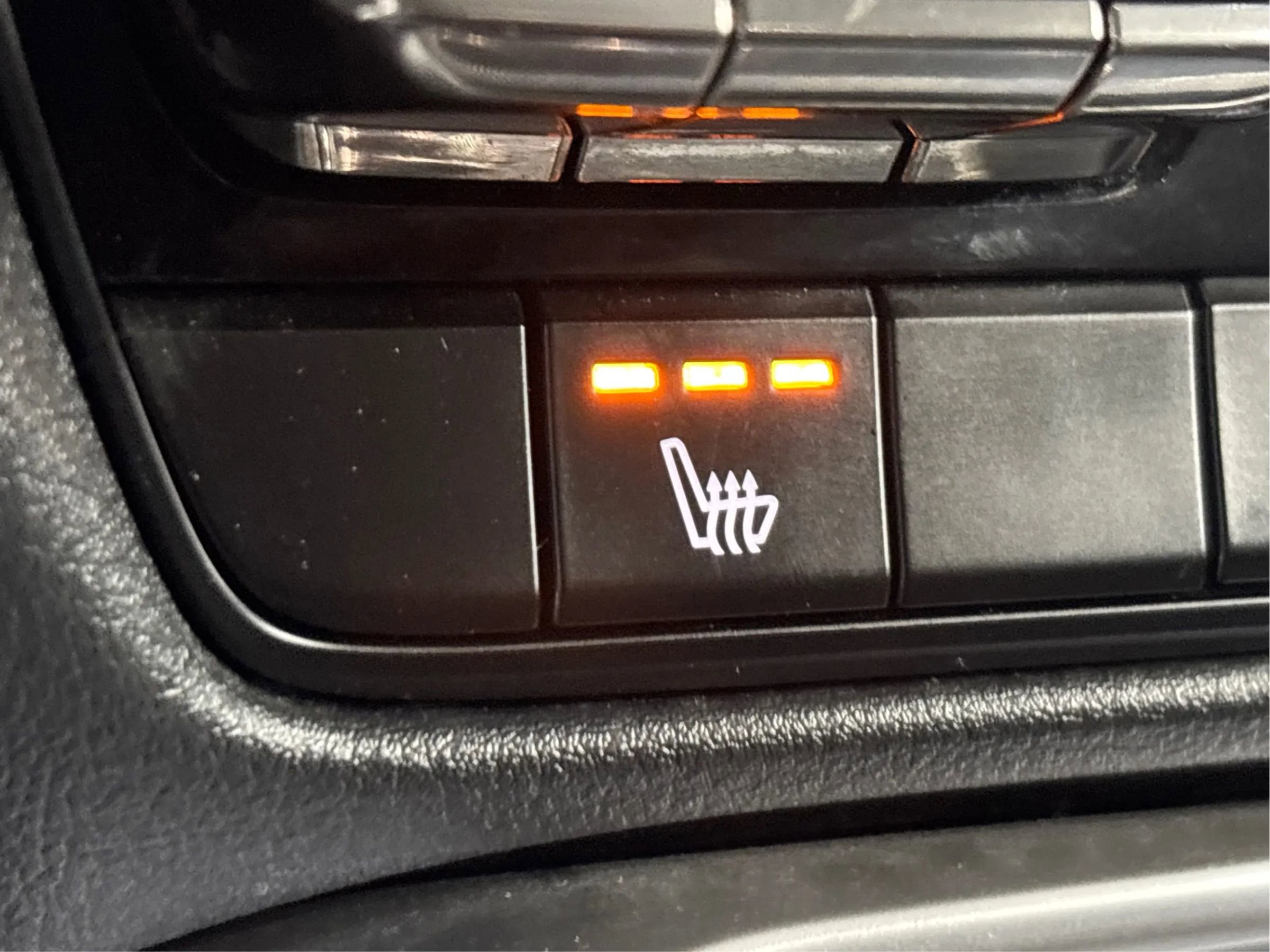 Used 2024 MAZDA CX-90 Plug-In Hybrid w/ Premium Pkg image 46