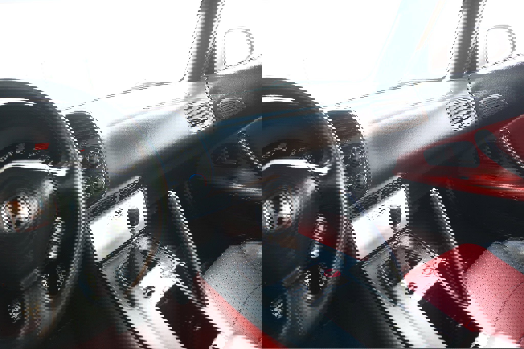 Used 2004 Honda S2000 image 16