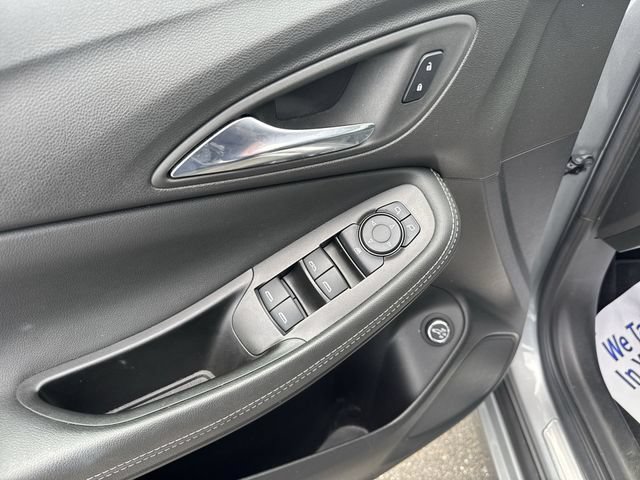Certified 2023 Buick Encore GX Select w/ Sport Touring Package FWD image 21