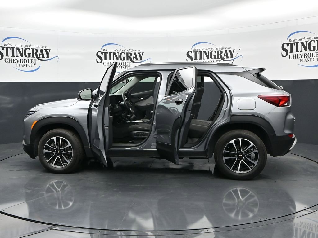 Used 2024 Chevrolet TrailBlazer LT w/ Convenience Package image 28