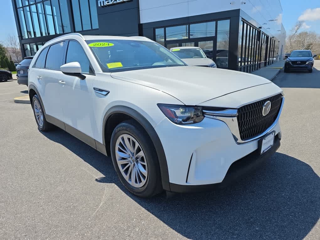 Used 2024 MAZDA CX-90 Plug-In Hybrid w/ Preferred AWD/4WD image 4