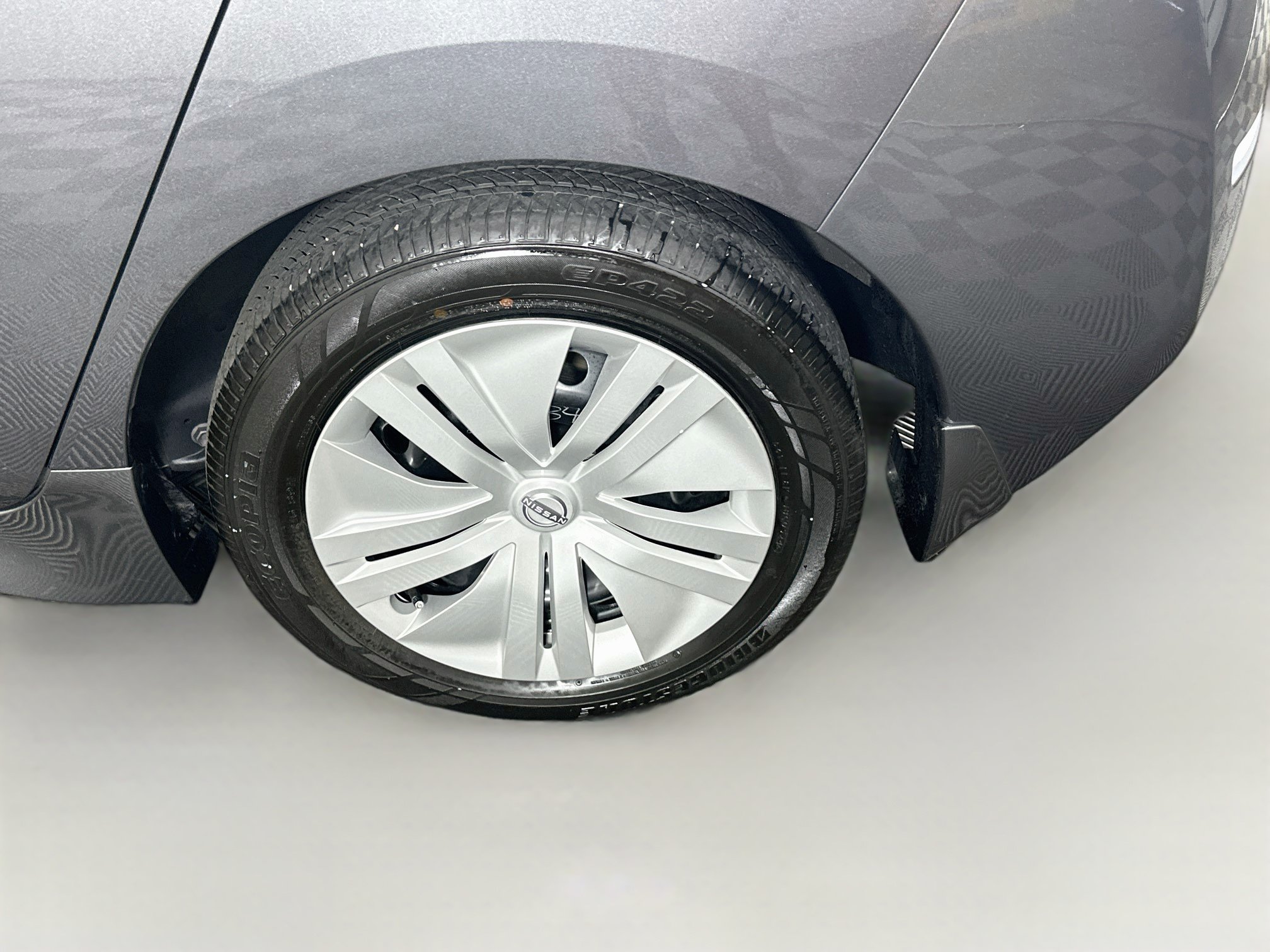 Used 2025 Nissan Leaf S FWD image 11