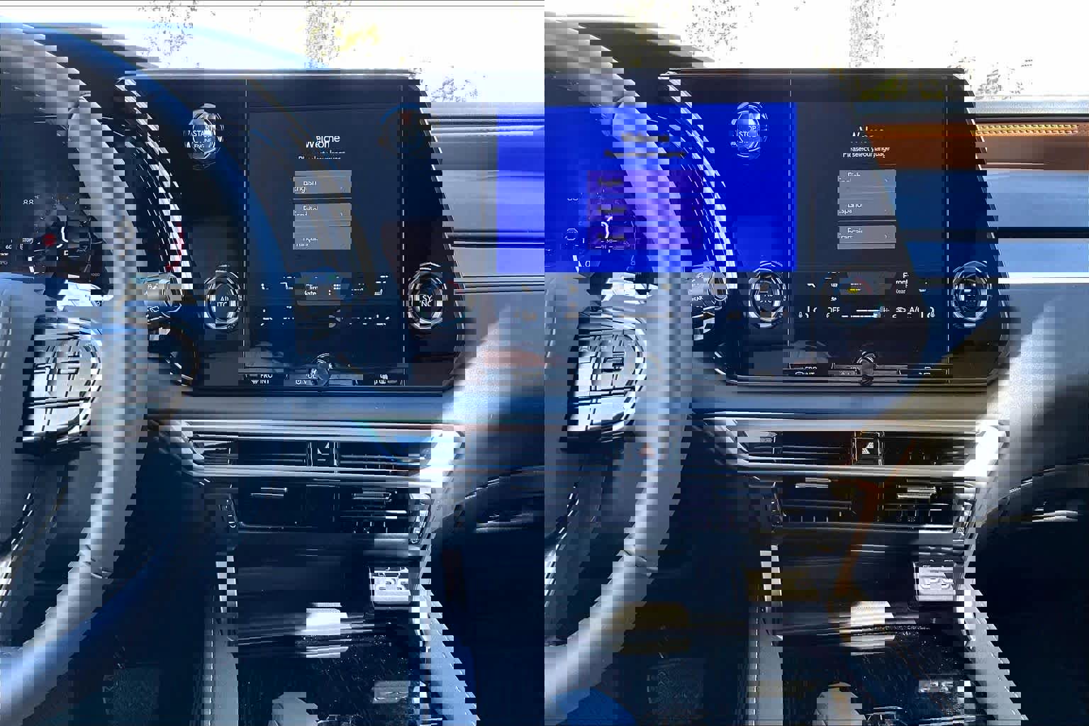 Used 2025 Lexus RX 350 FWD w/ Technology Package image 7