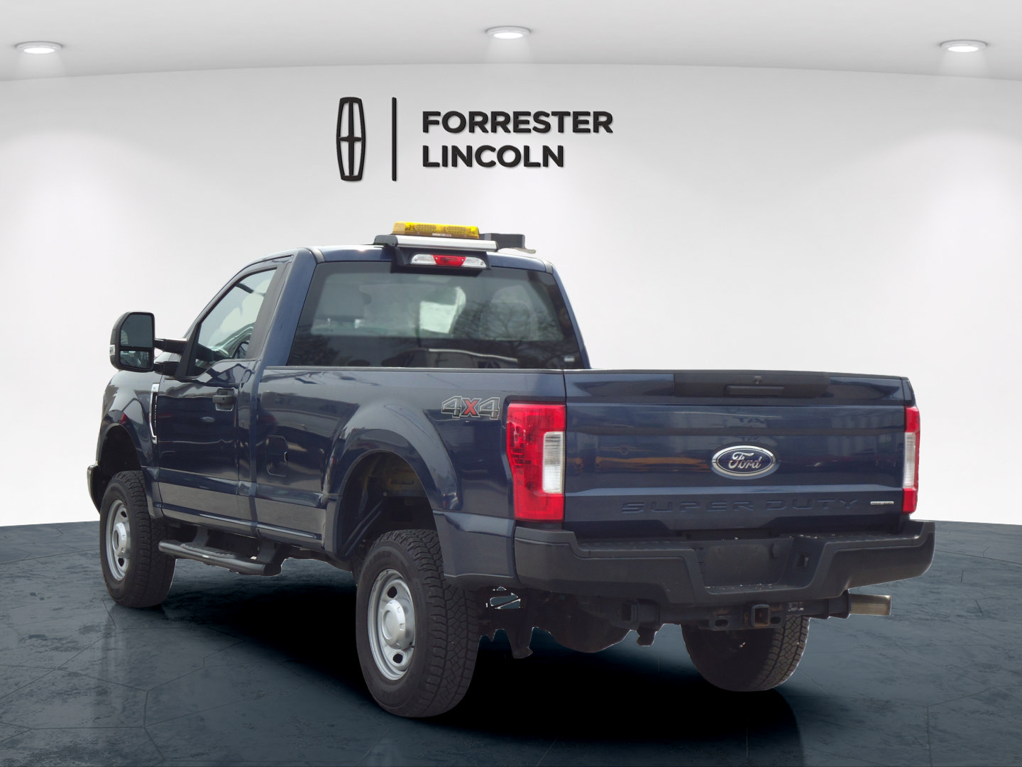Used 2018 Ford F250 XL w/ Power Equipment Group AWD/4WD image 5
