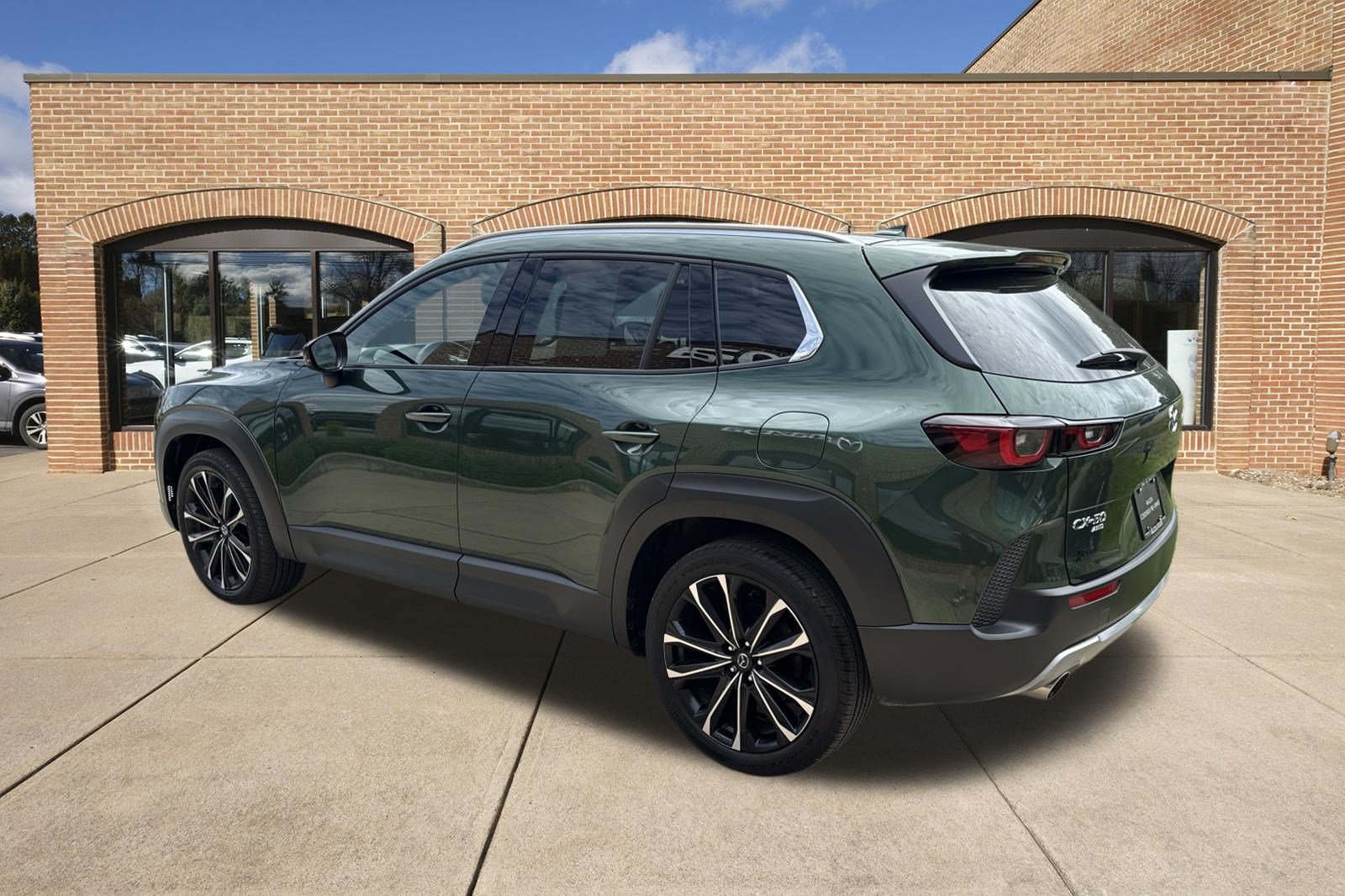 Used 2025 MAZDA CX-50 AWD 2.5 Turbo w/ Weather Package image 6