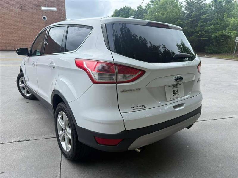 Used 2015 Ford Escape SE FWD image 3