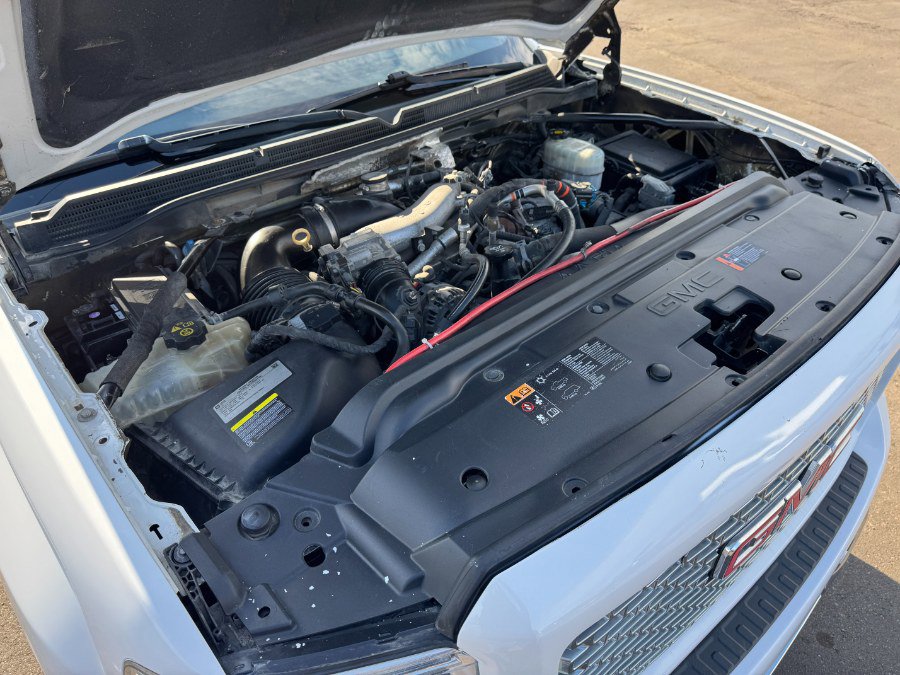 Used 2015 GMC Sierra 2500 Denali AWD/4WD image 25