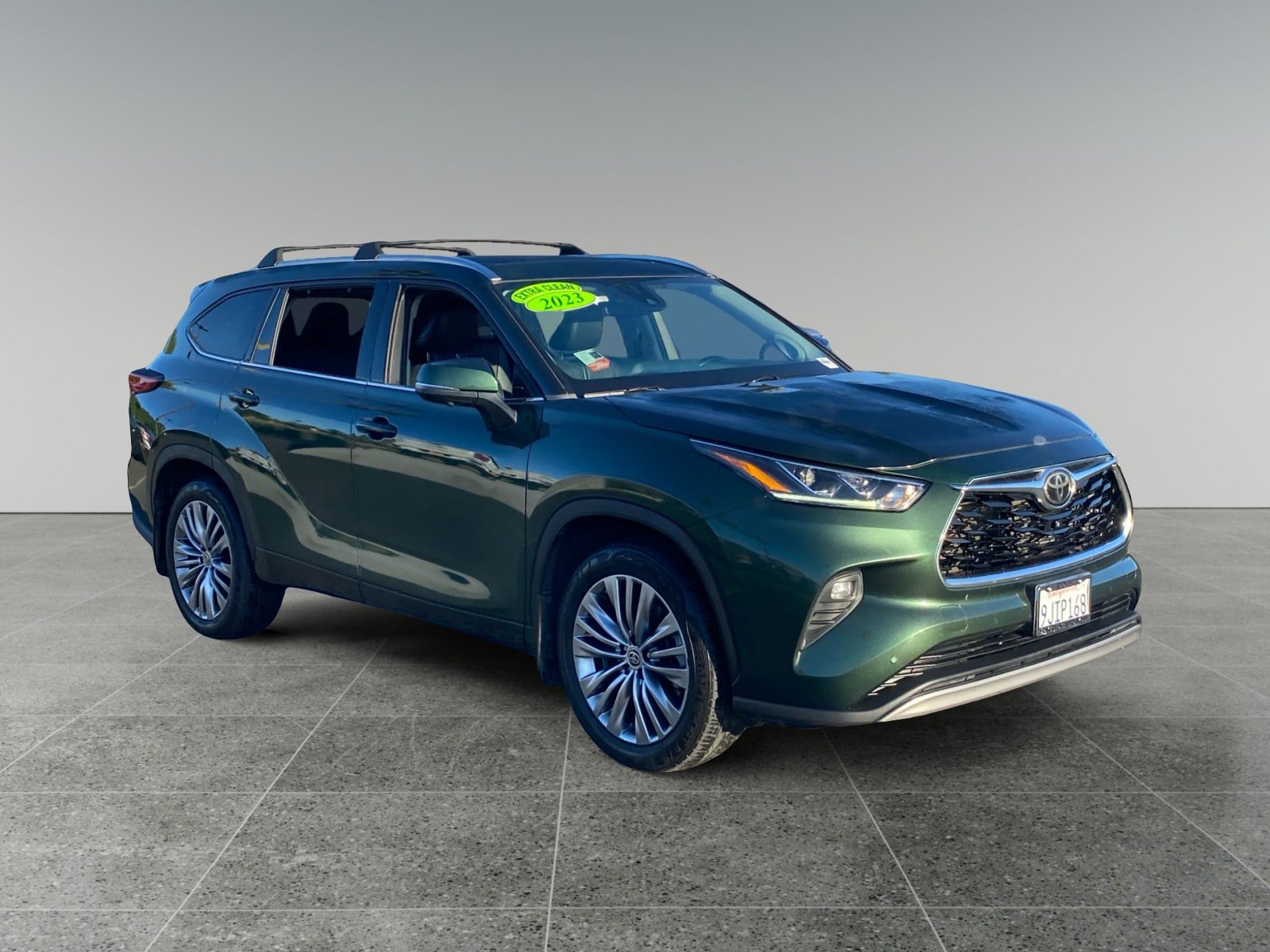 Used 2023 Toyota Highlander Platinum FWD image 7