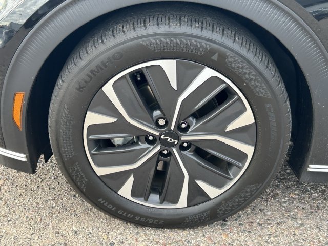 Used 2024 Kia EV6 Light AWD/4WD image 10