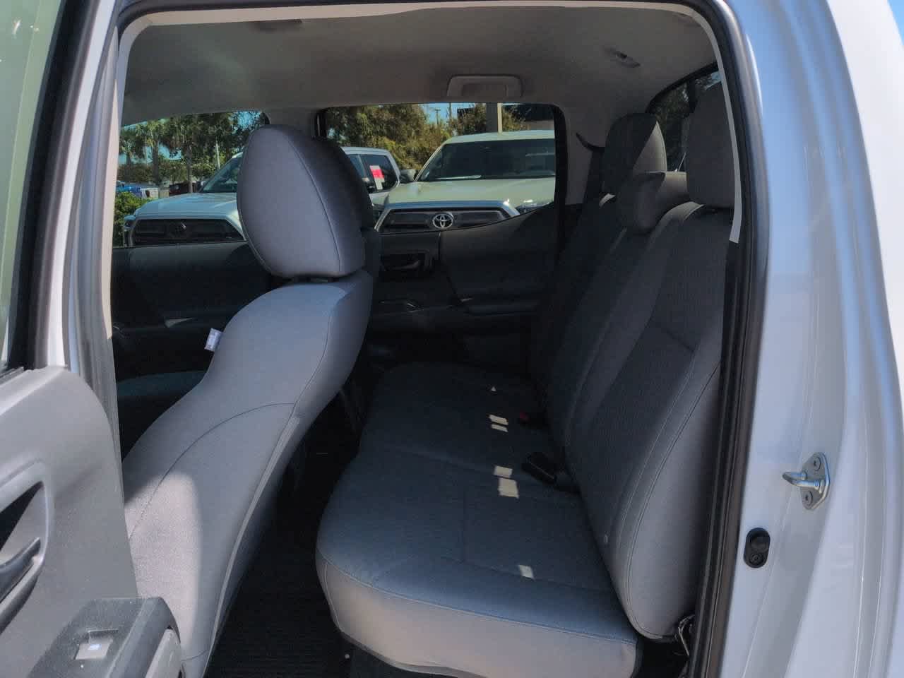 Used 2023 Toyota Tacoma SR AWD/4WD image 13