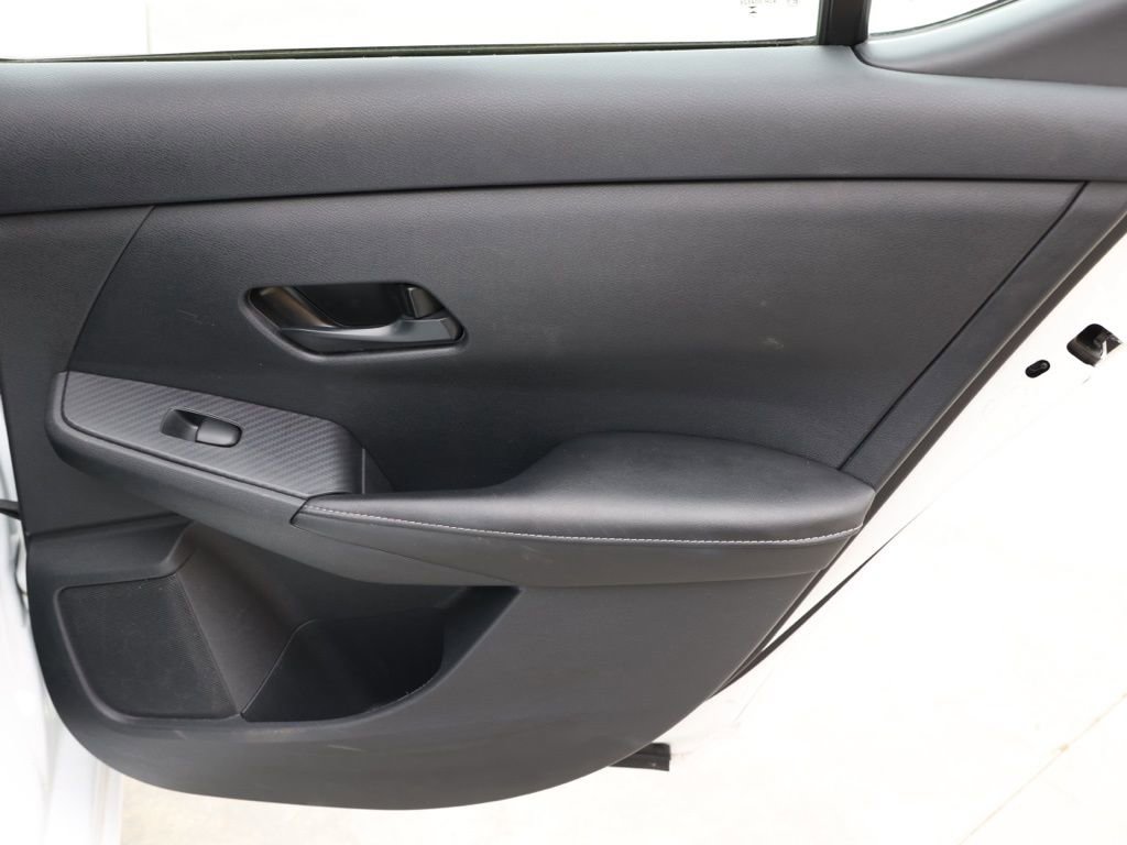 Used 2024 Nissan Sentra SV image 18