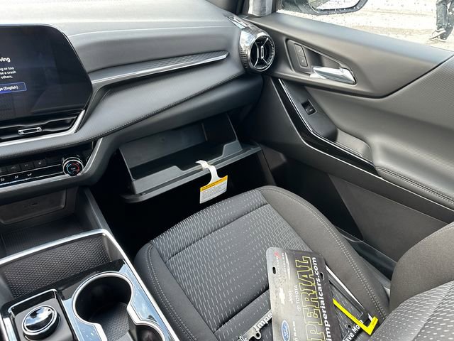 New 2026 Chevrolet Equinox LT w/ LPO, Floor Liner Package image 16