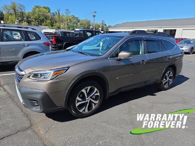 Used 2021 Subaru Outback Touring AWD/4WD image 3