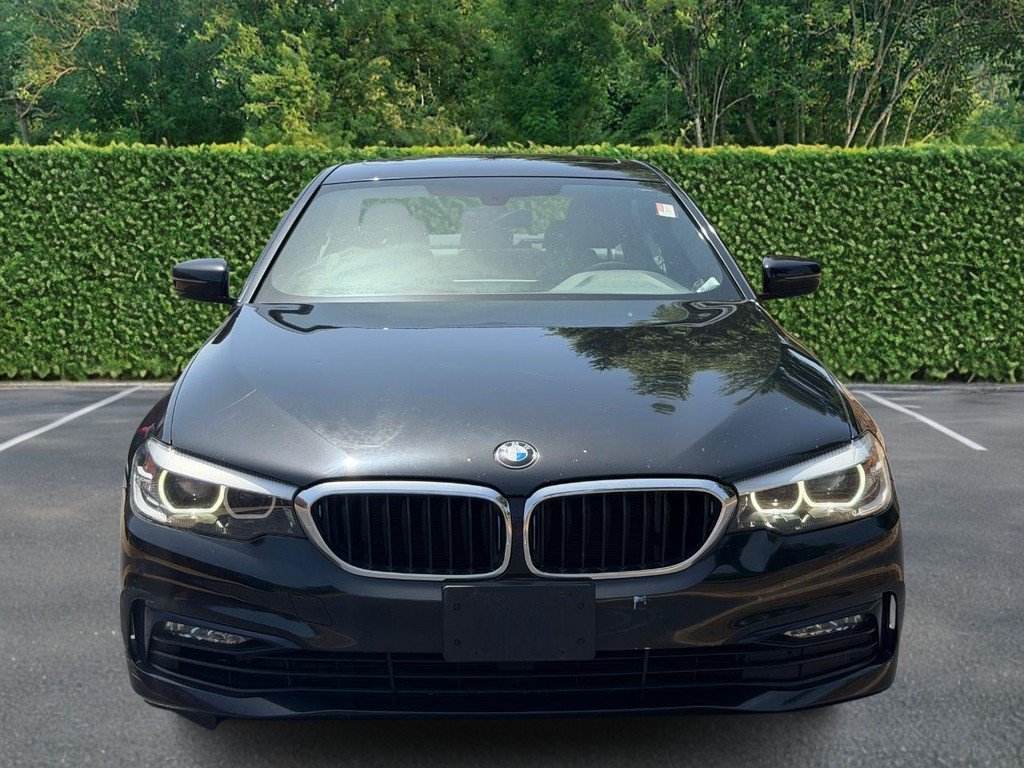 Used 2018 BMW 530e xDrive AWD/4WD image 9