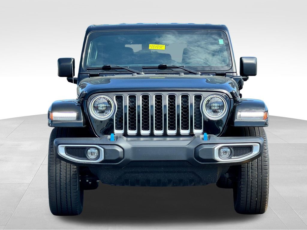 Used 2023 Jeep Wrangler Unlimited Sahara w/ Cold Weather Group AWD/4WD image 2