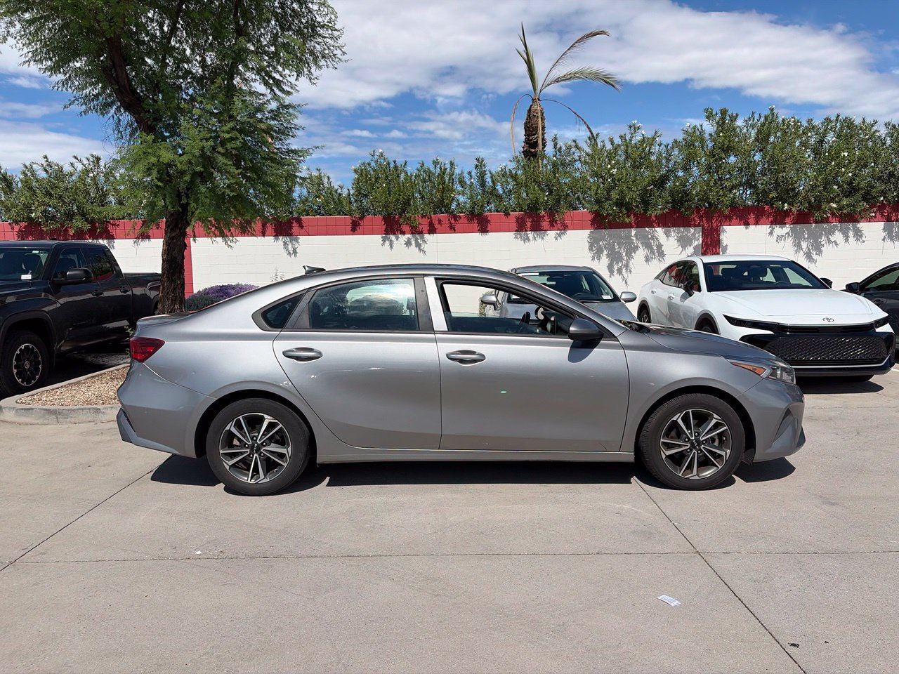Used 2023 Kia Forte LXS FWD image 3