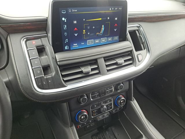 Used 2024 Chevrolet Suburban Premier image 17