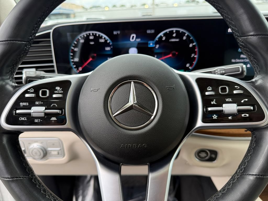 Used 2022 Mercedes-Benz GLS 450 4MATIC image 21