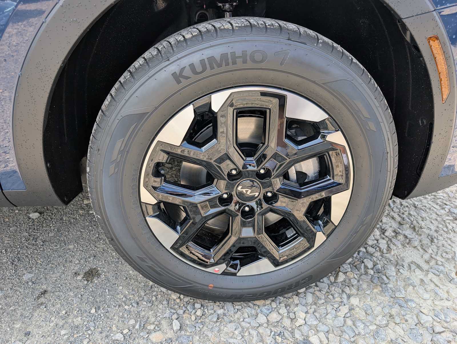 New 2026 Kia Sorento S AWD/4WD image 3