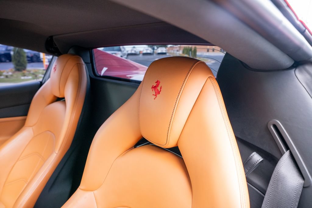 Used 2018 Ferrari 488 Spider RWD image 37