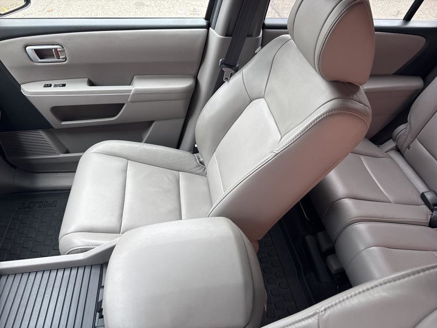 Used 2011 Honda Pilot EX-L image 9