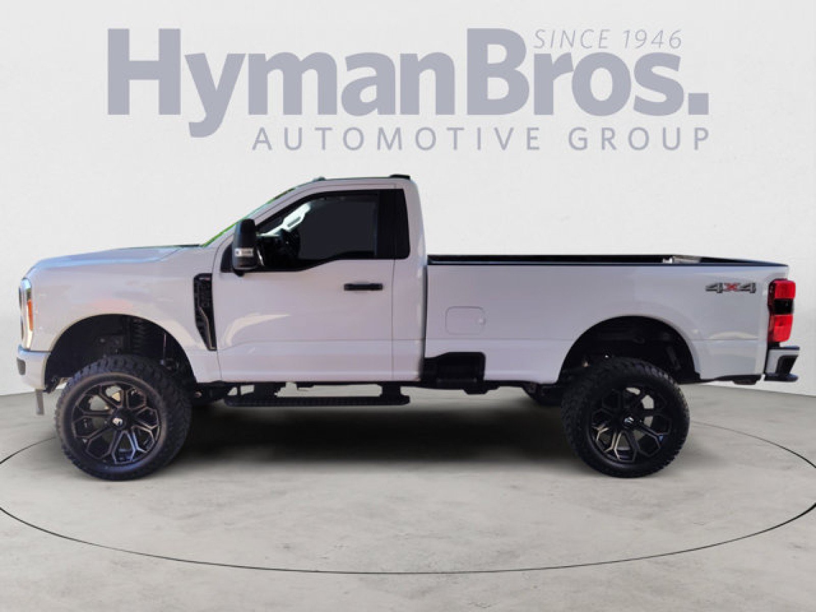 Used 2023 Ford F250 XL w/ STX Appearance Package AWD/4WD image 6