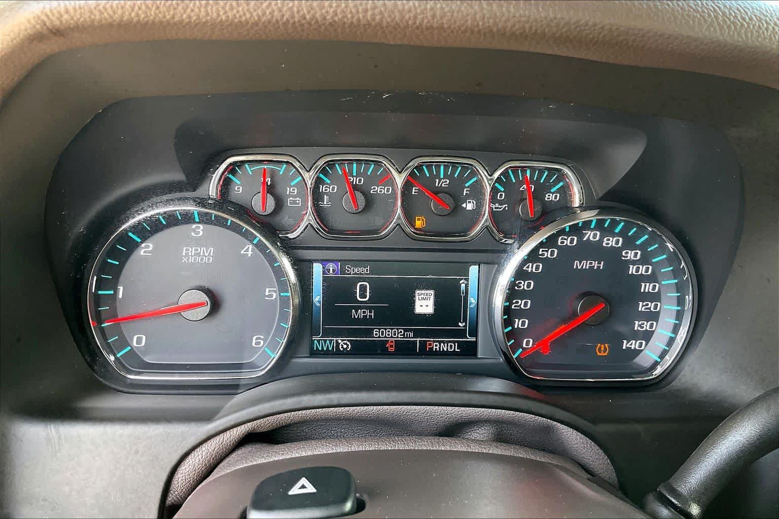 Used 2018 GMC Yukon SLT w/ Premium Edition RWD image 26