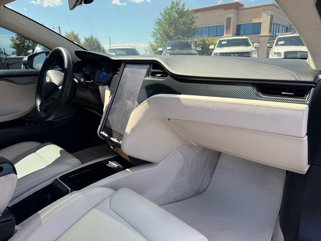 Used 2019 Tesla Model S Performance AWD/4WD image 29