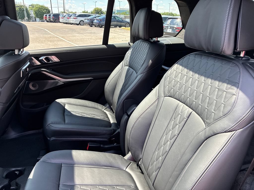 New 2027 BMW X7 M60i AWD/4WD image 19