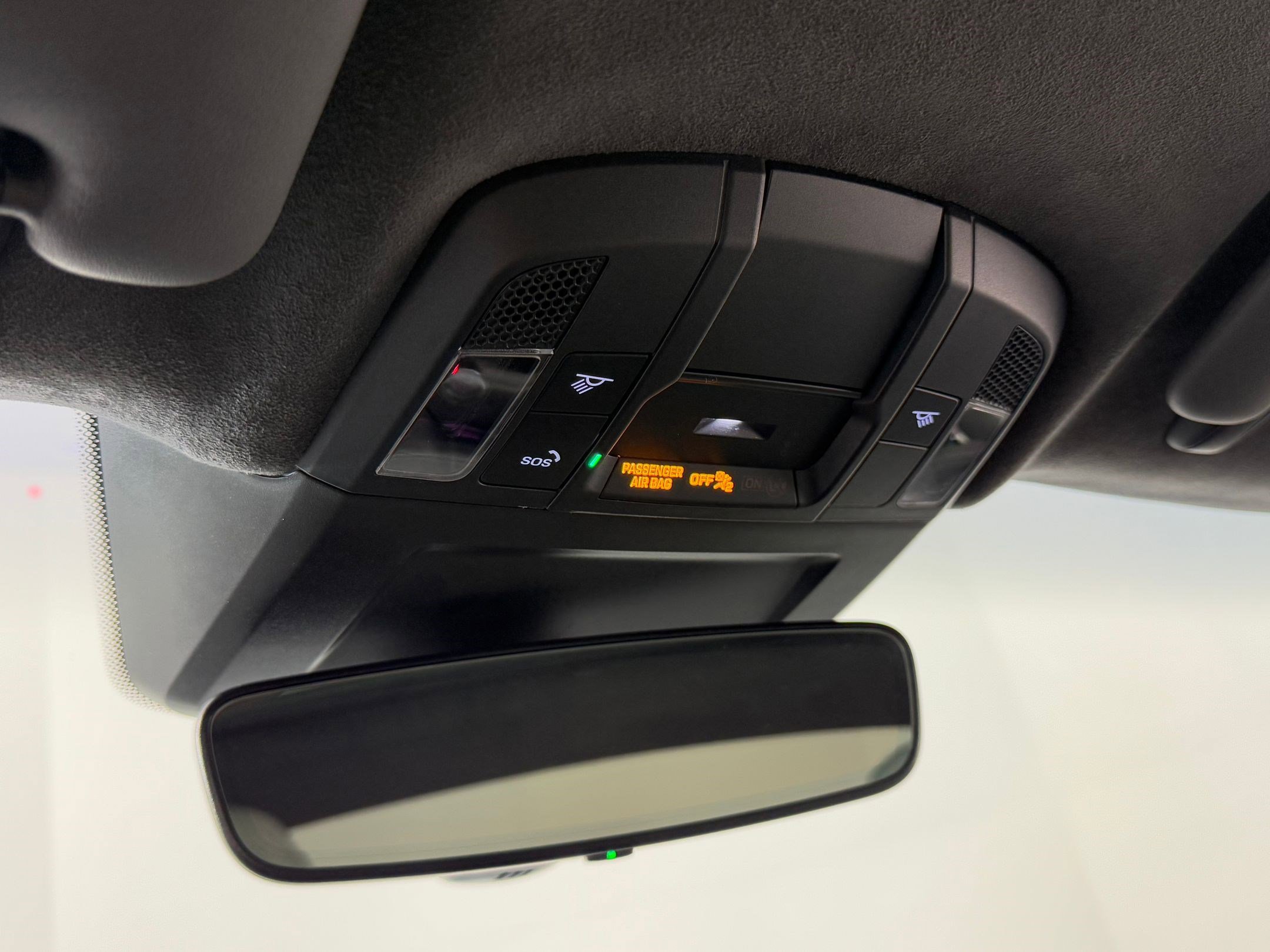 Used 2022 Porsche 911 Turbo image 24