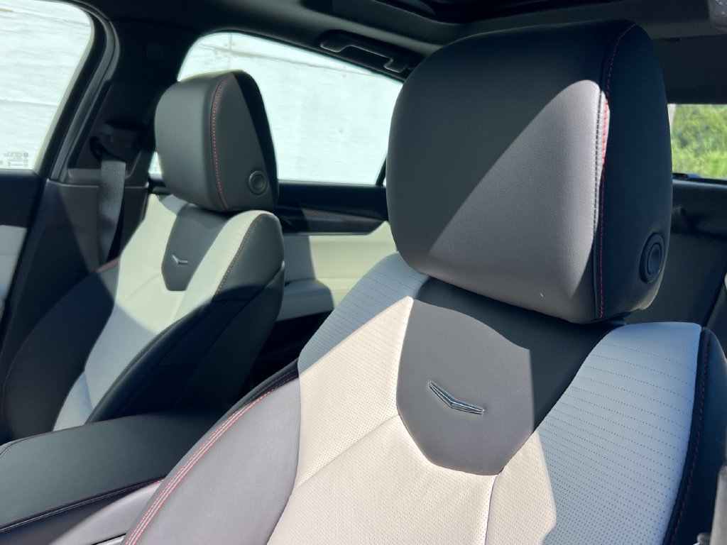 New 2026 Cadillac CT5 Sport w/ Technology Package RWD image 10
