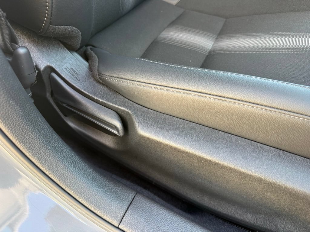 Used 2025 Honda Civic Sport image 36