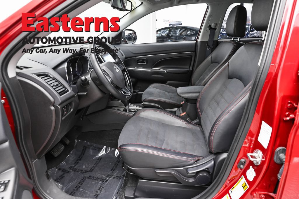 Used 2025 Mitsubishi Outlander Sport SE AWD/4WD image 15