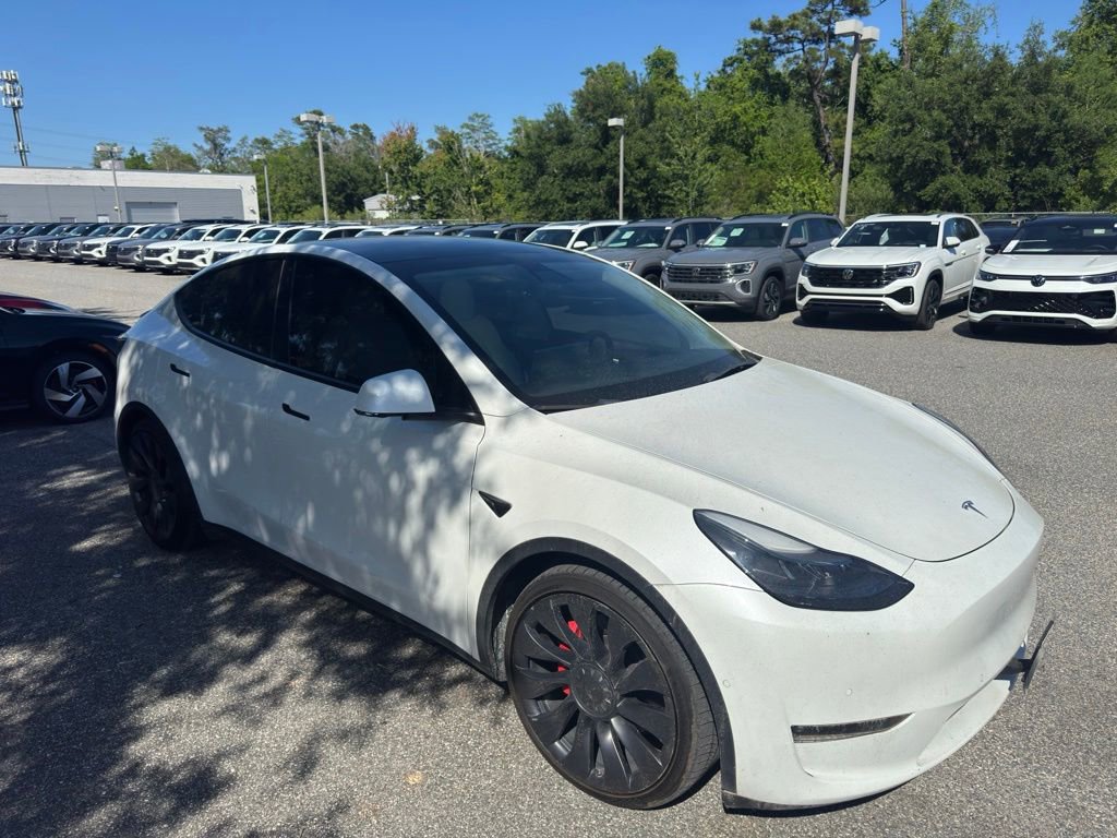 Used 2022 Tesla Model Y Performance image 4