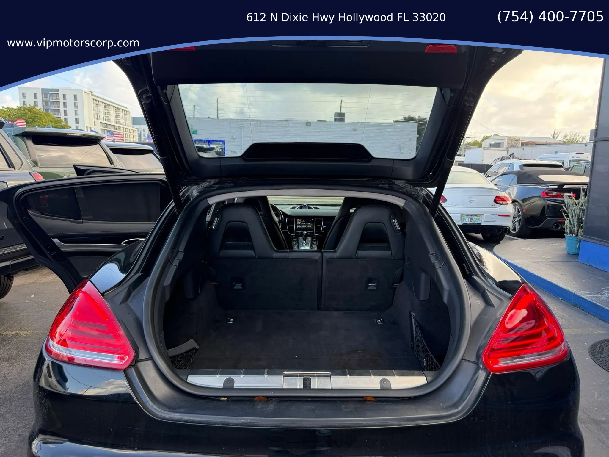 Used 2014 Porsche Panamera 4 image 14