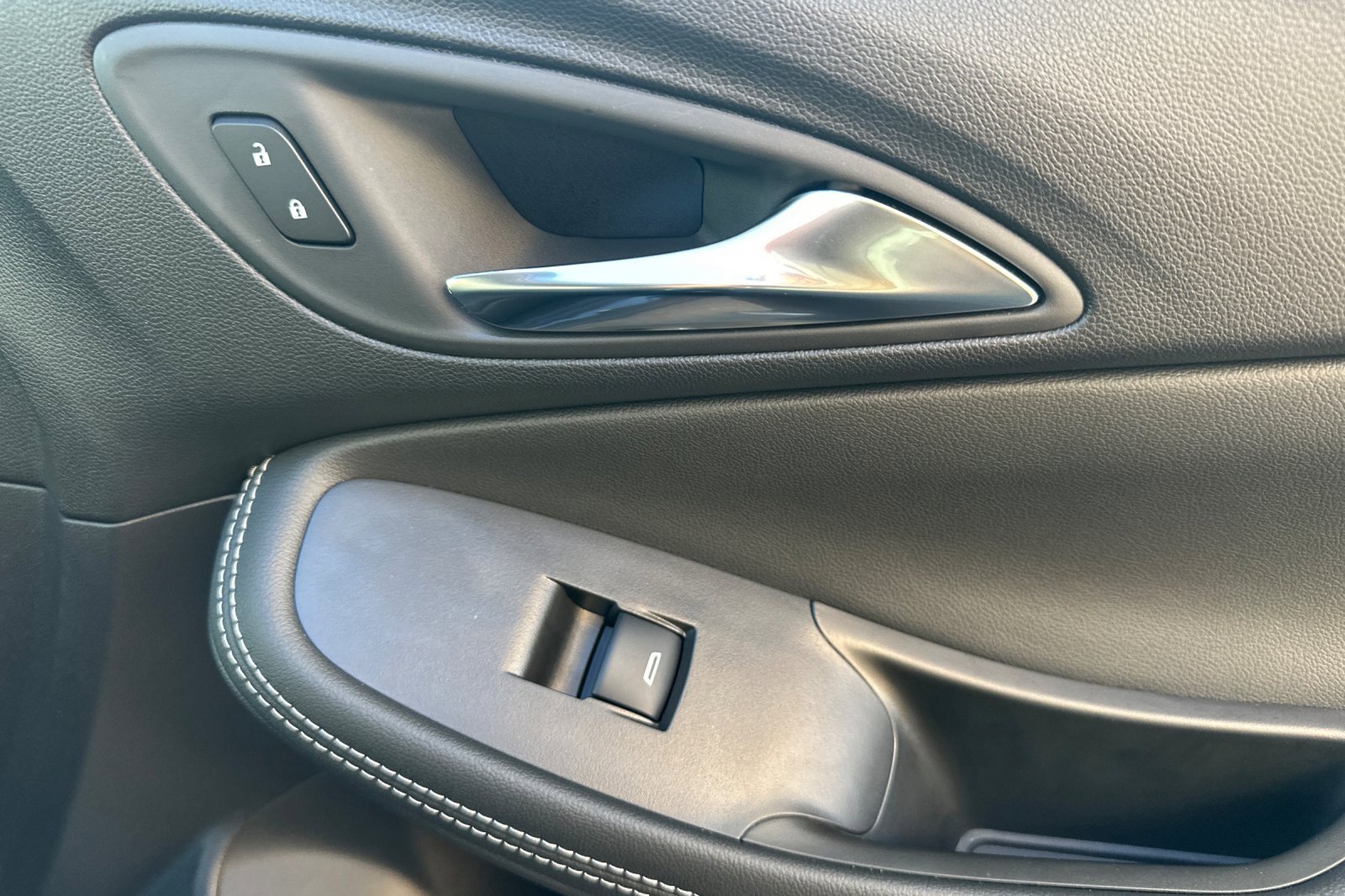 Used 2026 Buick Encore GX Preferred image 22