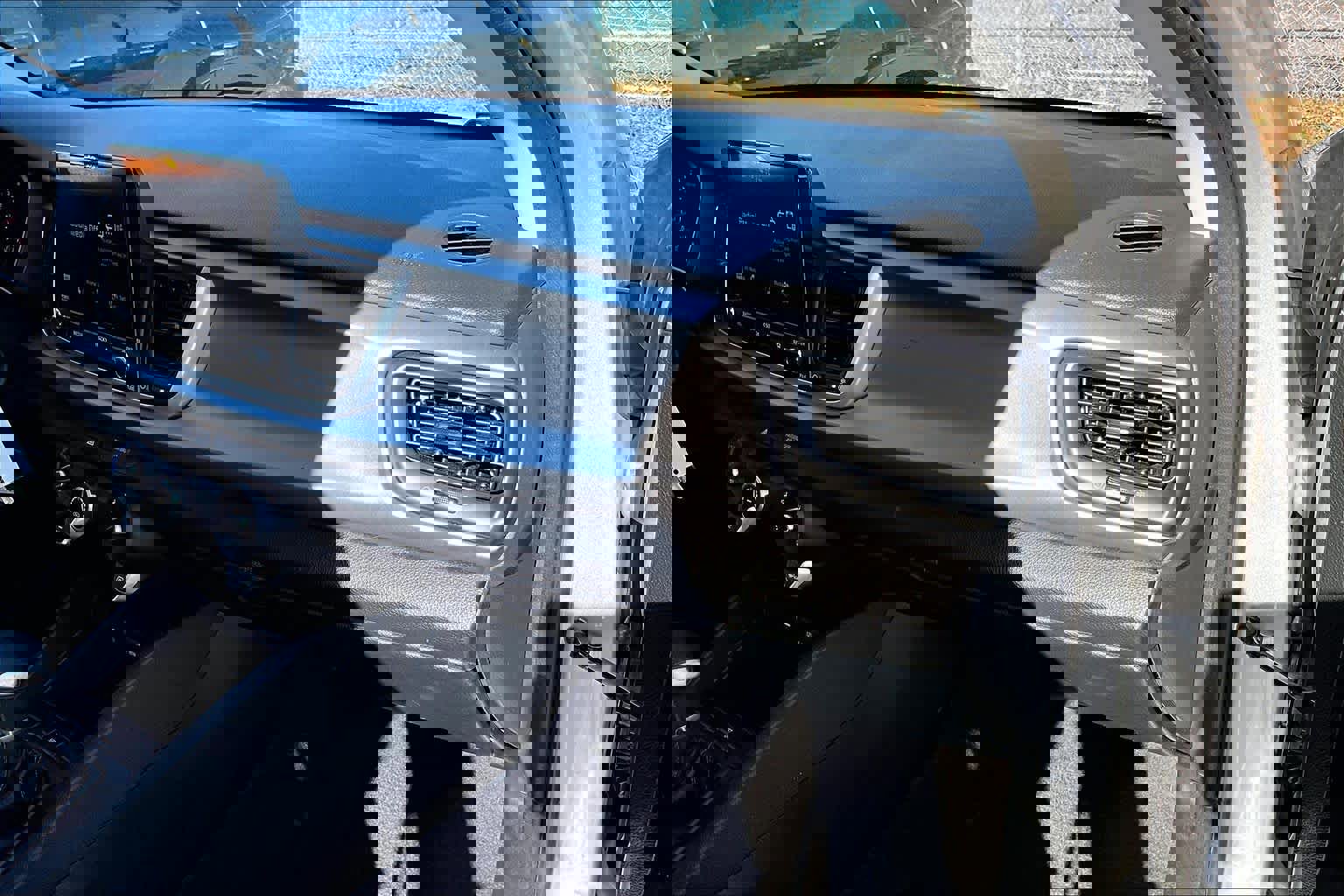 Used 2023 Kia Rio LX image 17