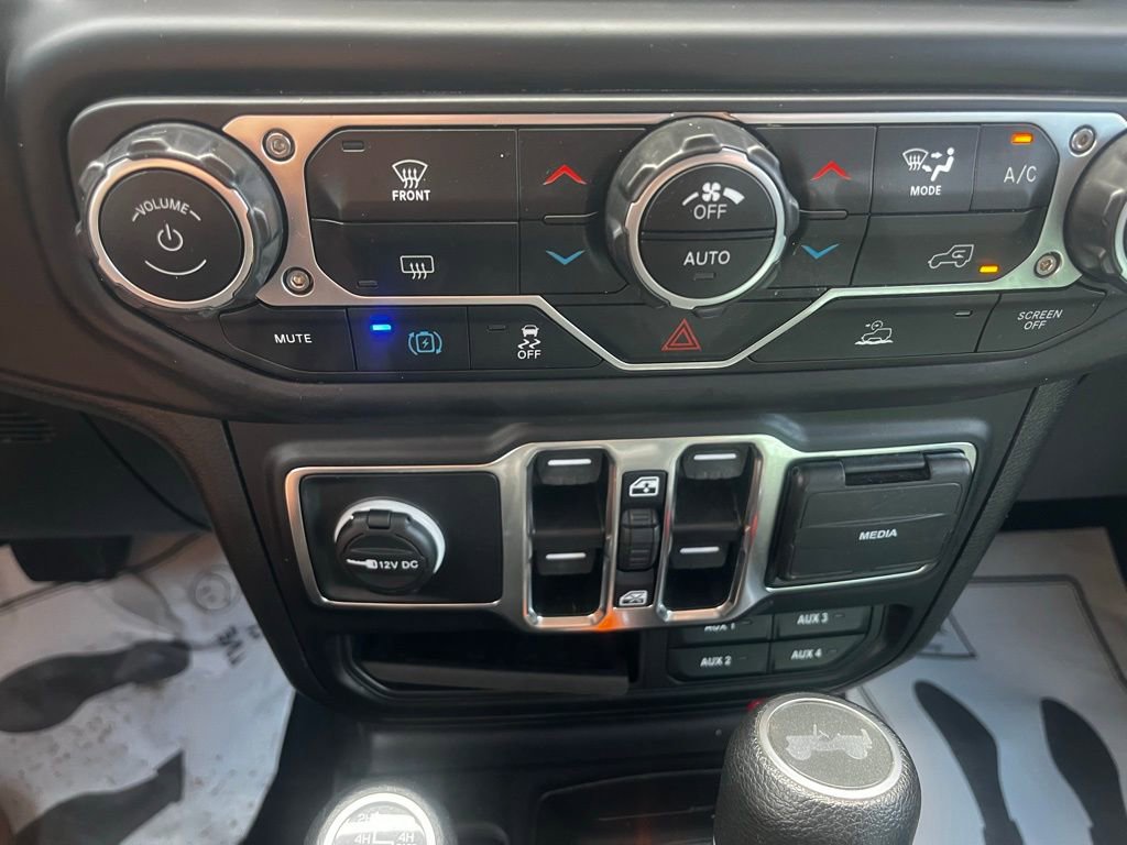 Used 2024 Jeep Wrangler Unlimited Rubicon 4xe image 19