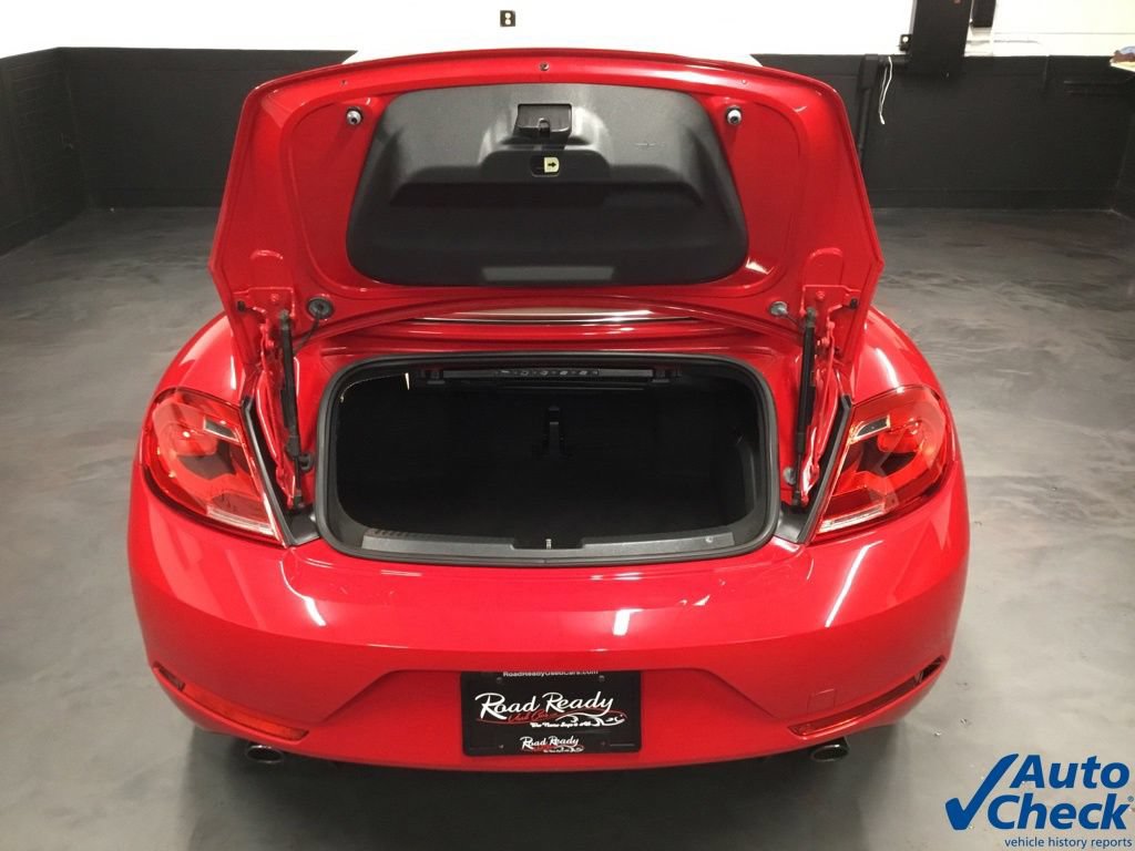 Used 2014 Volkswagen Beetle R-Line FWD image 23
