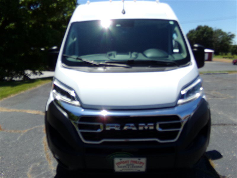 Used 2024 RAM ProMaster 3500 w/ Quick Order Package 22G SLT FWD image 3