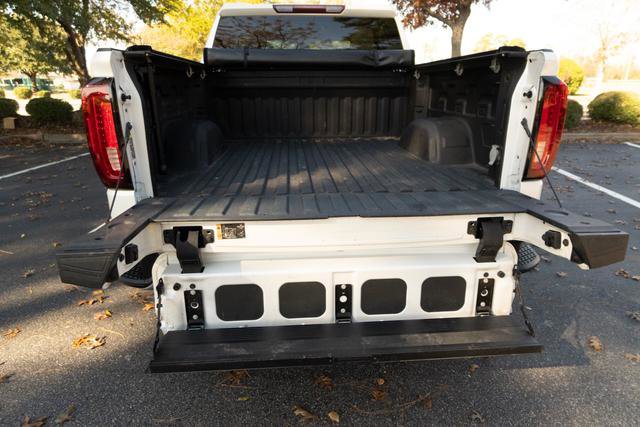 Used 2022 GMC Sierra 1500 SLT w/ SLT Convenience Package image 13