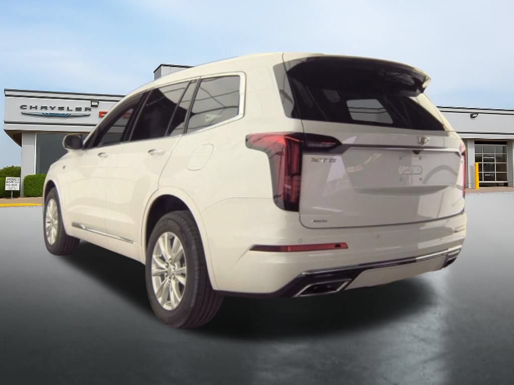 Used 2024 Cadillac XT6 Luxury w/ LPO, Floor Liner Package AWD/4WD image 5