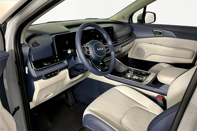 New 2026 Kia Carnival EX image 8