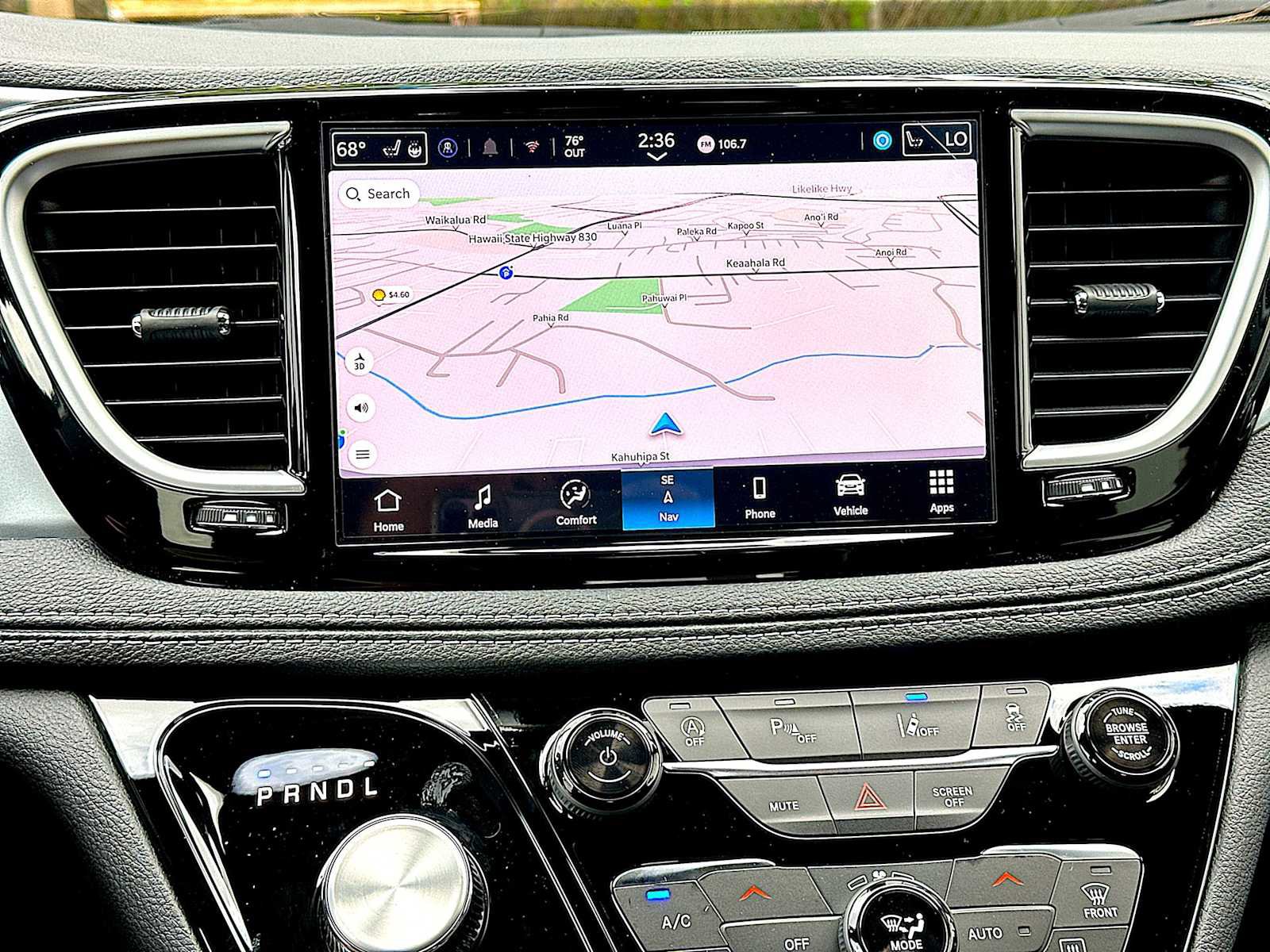 New 2026 Chrysler Pacifica Limited w/ Trailer Tow Group image 20